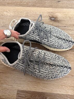 adidas gazelle silver green womens Yeezy Boost 350 V2 Black Copper